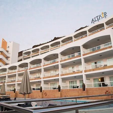 Altair Apartment
