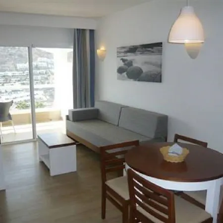 Altair Apartment